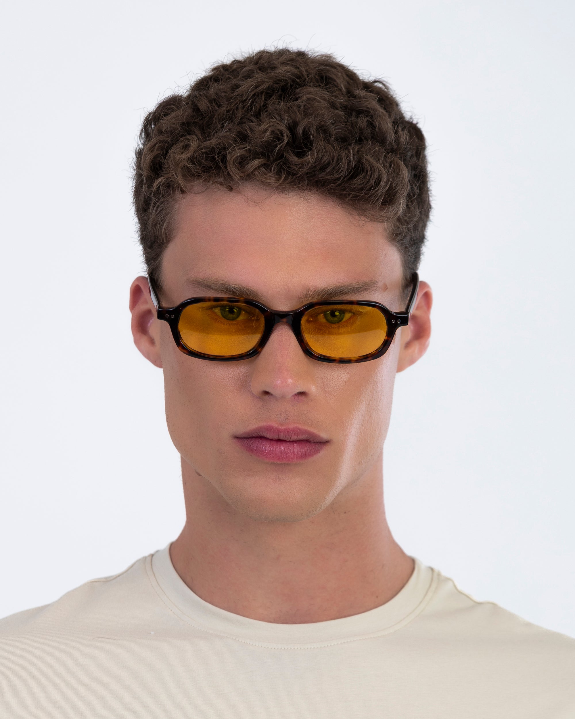 Menton - Carey / Amber Yellow