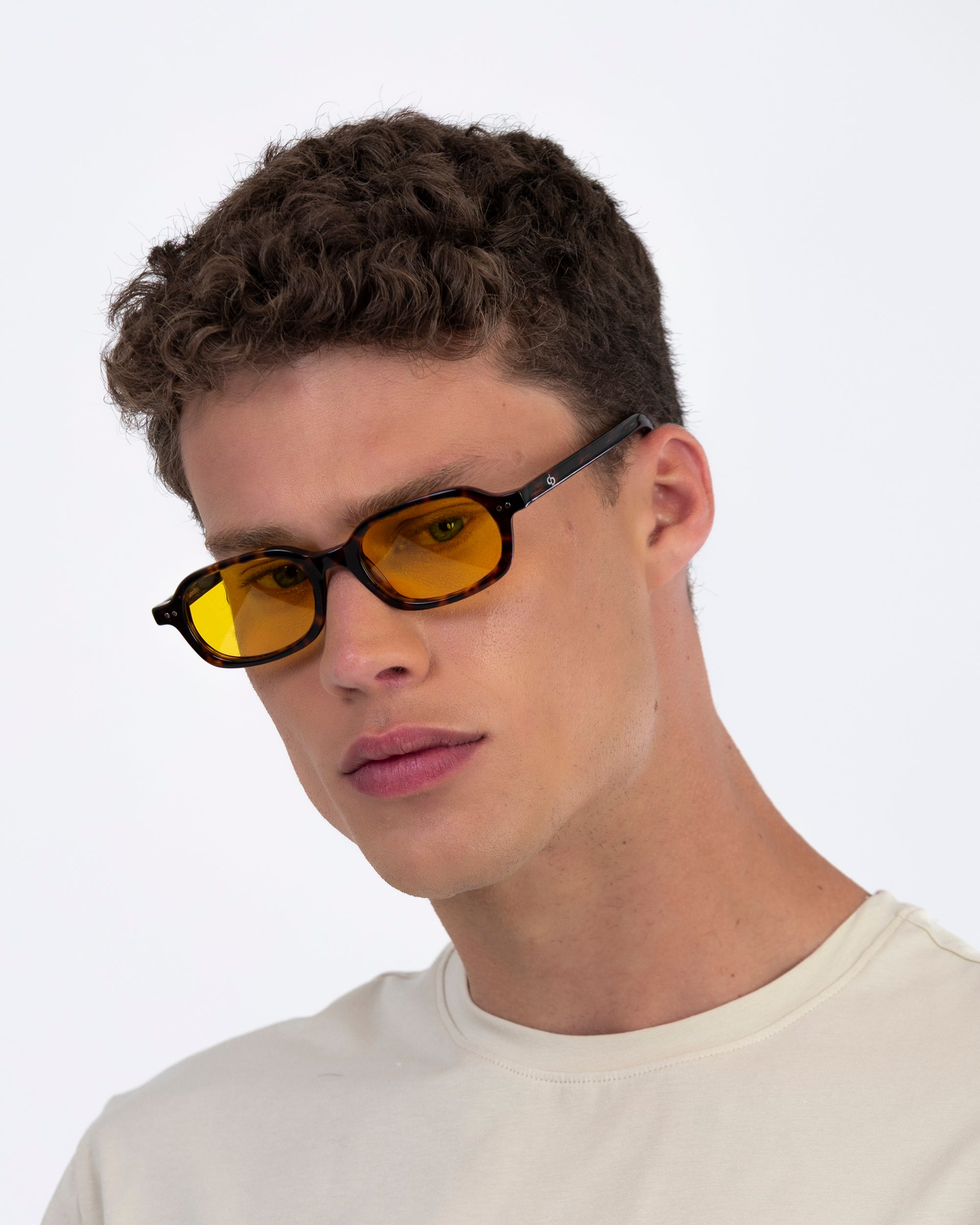 Menton - Carey / Amber Yellow