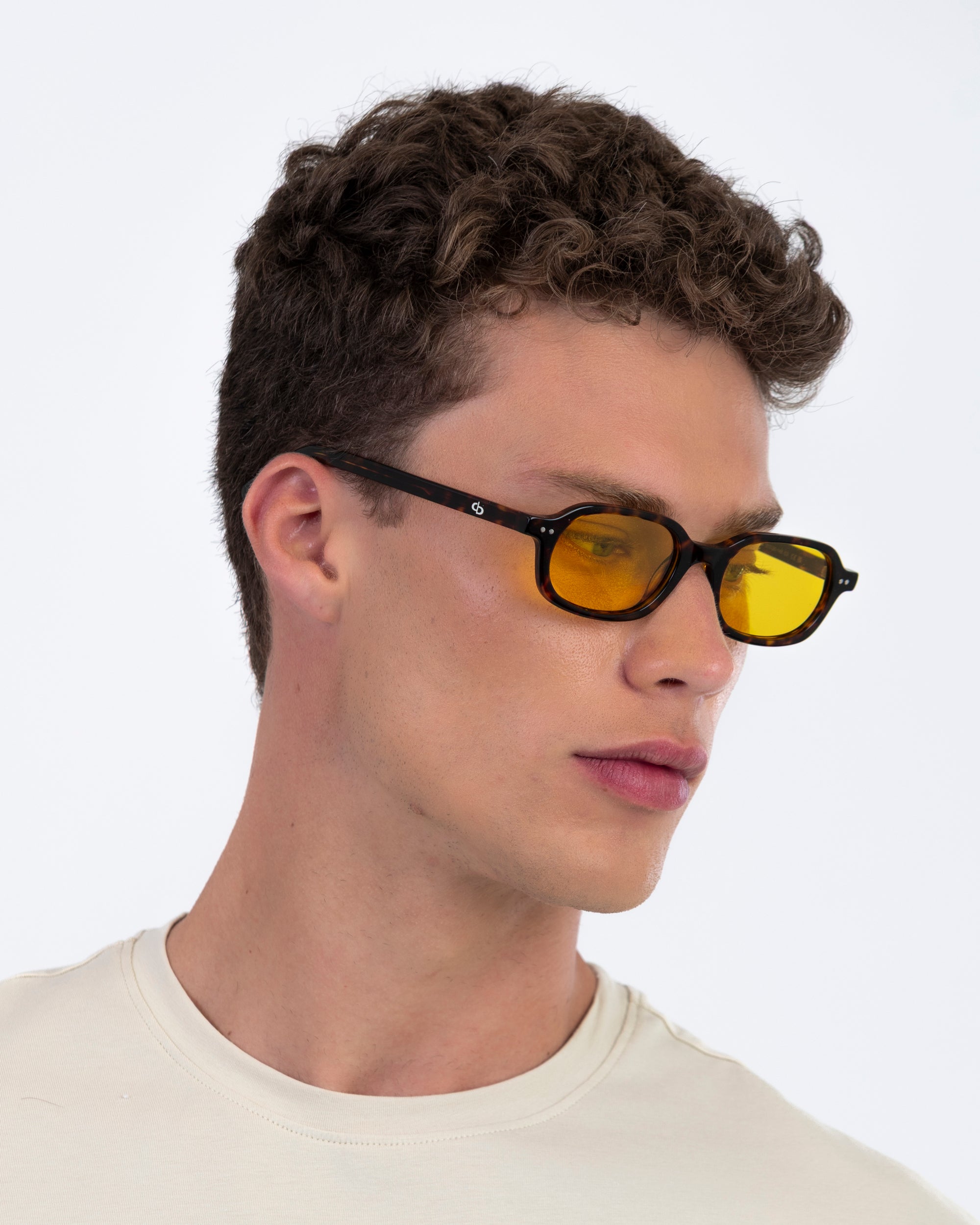 Menton - Carey /  Amber Yellow