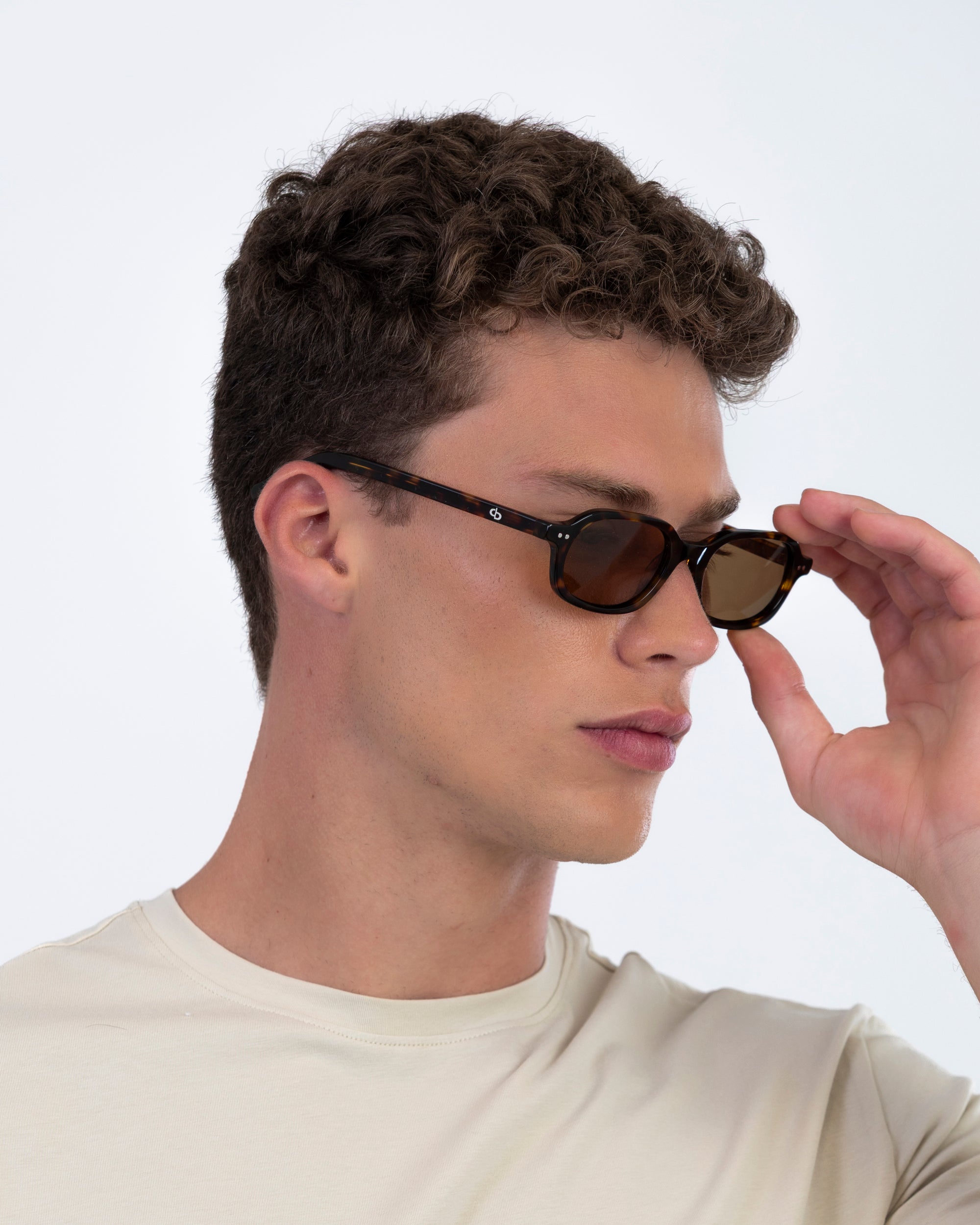 Menton - Carey / Walnut Brown