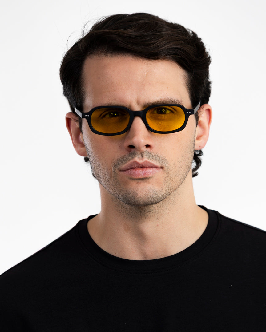 Menton - Matte Black / Amber Yellow