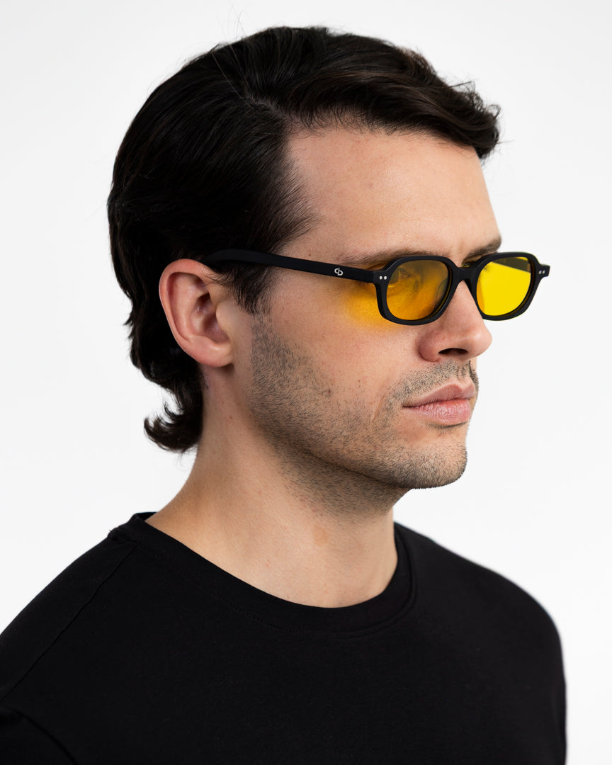 Menton - Matte Black / Amber Yellow