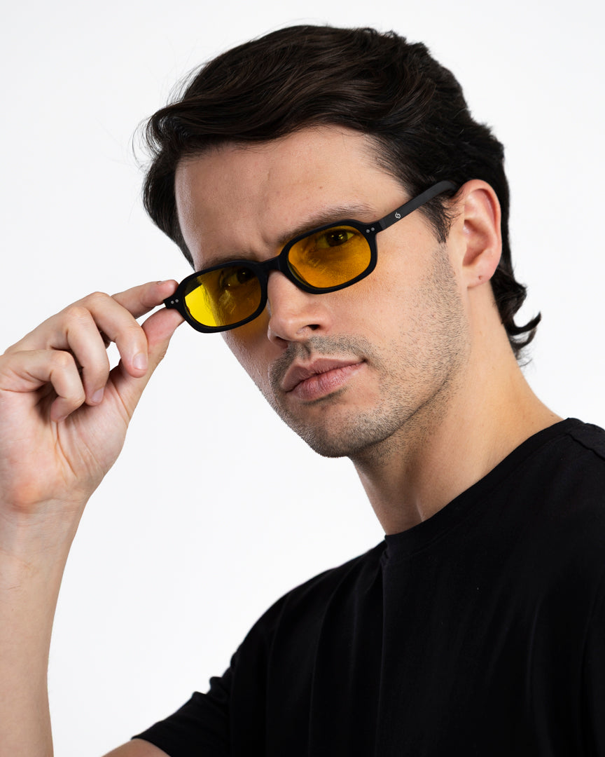 Menton - Matte Black / Amber Yellow